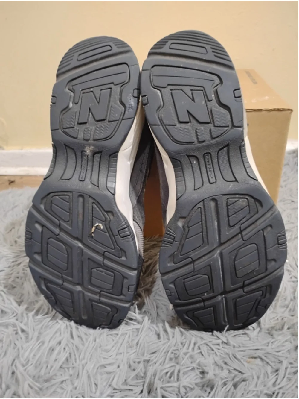 New Balance 609 Mens Size 13 Grey Casual Shoes Sneakers Walking MX609V2N
